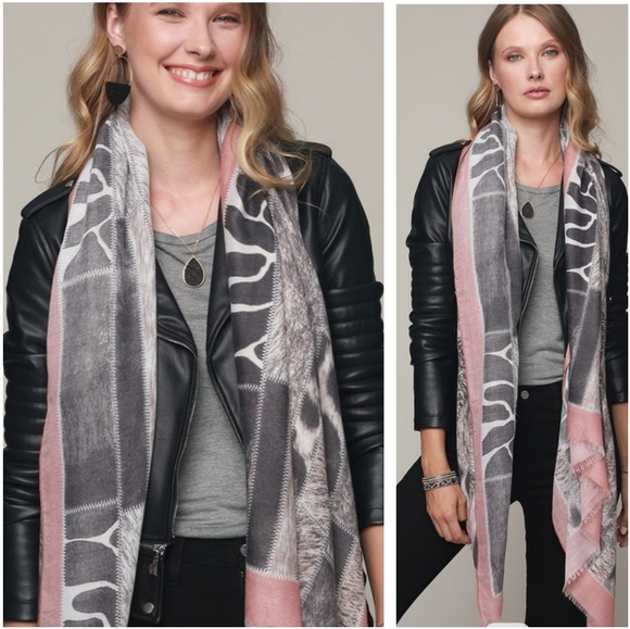 Mixed animal print oblong scarf - Picture 2 of 2